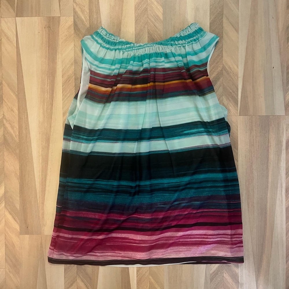 NWOT- beautiful striped top